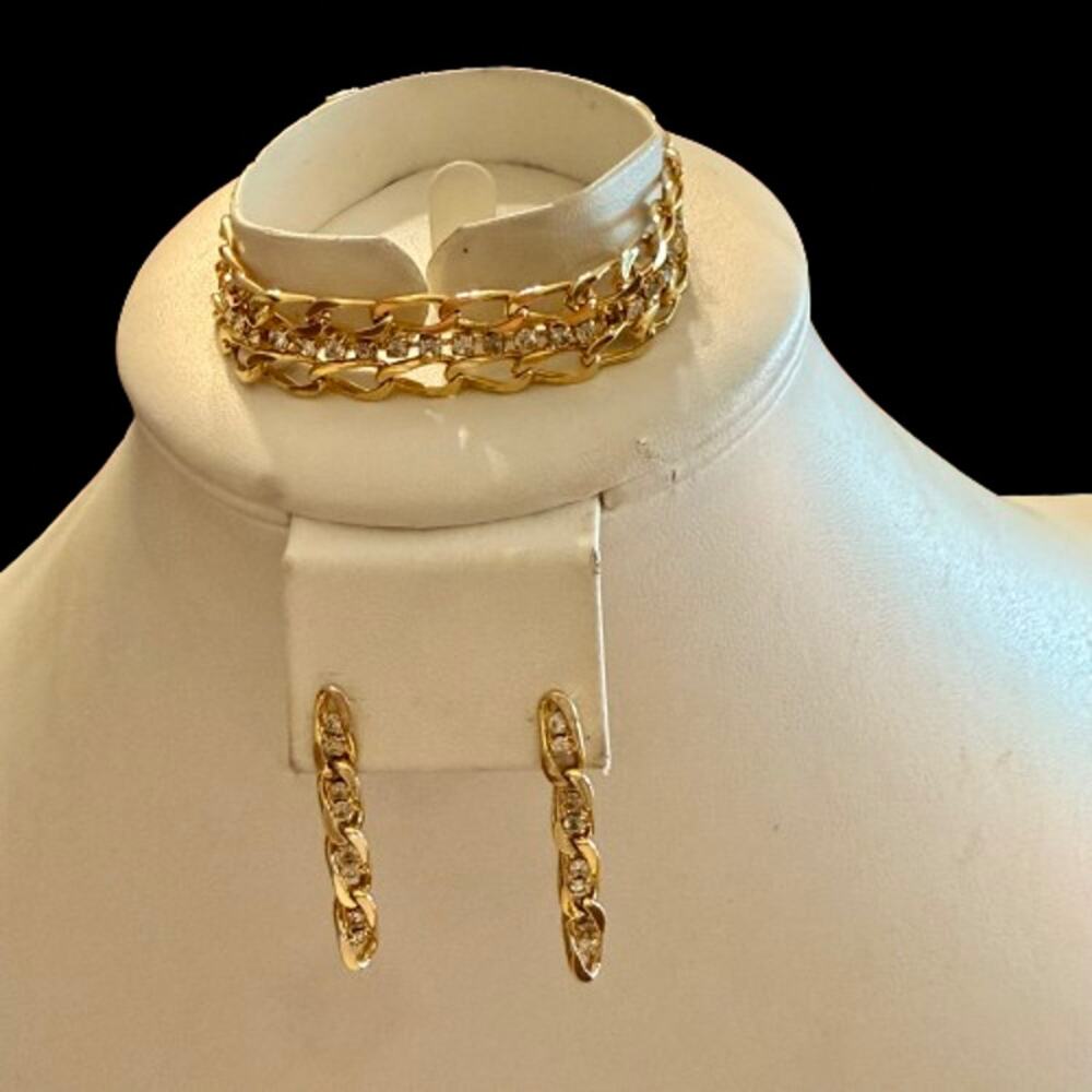 Vintage Gold Tone Chain Rhinestone Bracelet & Earrings - Picture 9 of 11
